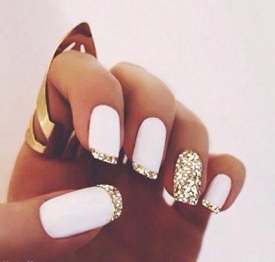 Classy white nails with glitter